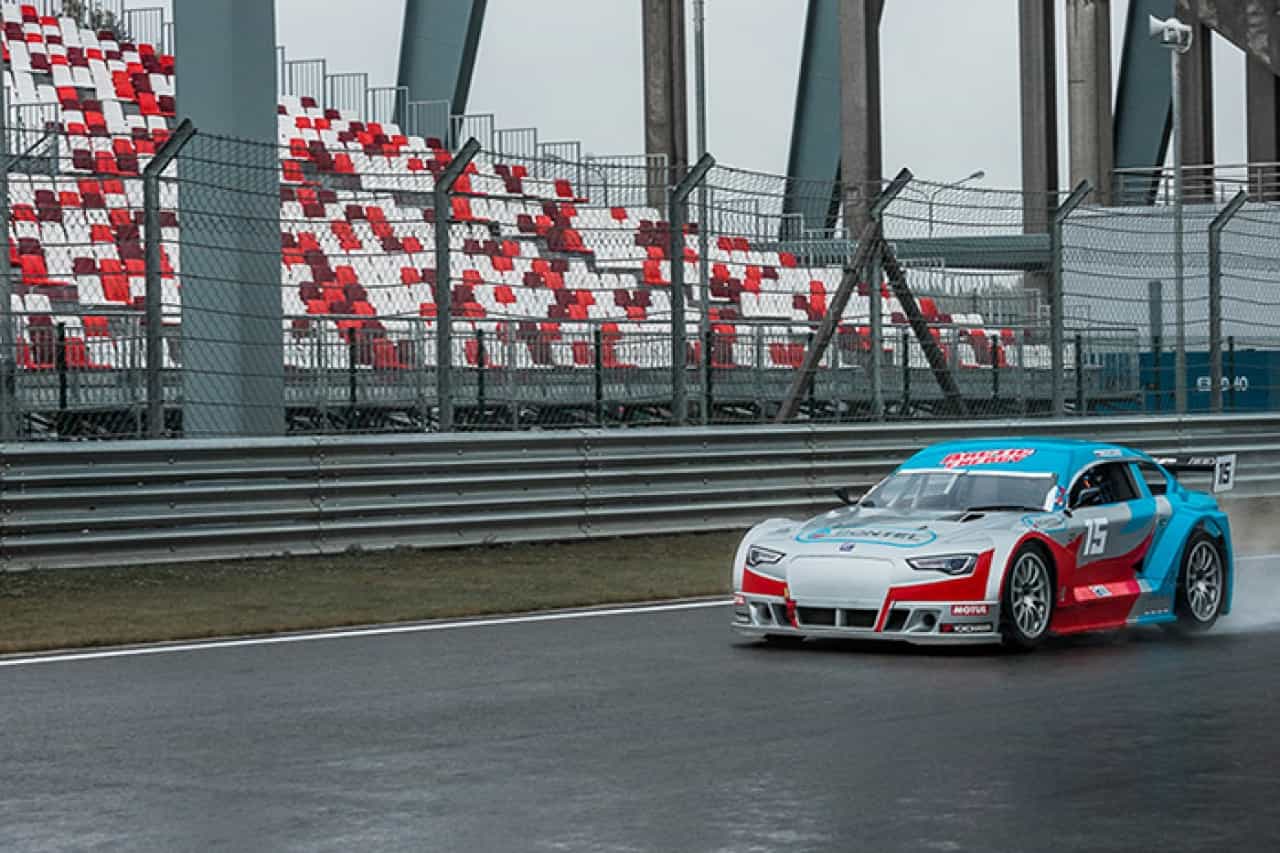 BONTEL sponsors racing driver Boris Shulmeister