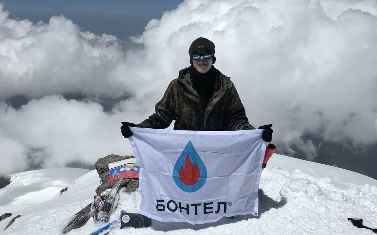 BONTEL conquers the top