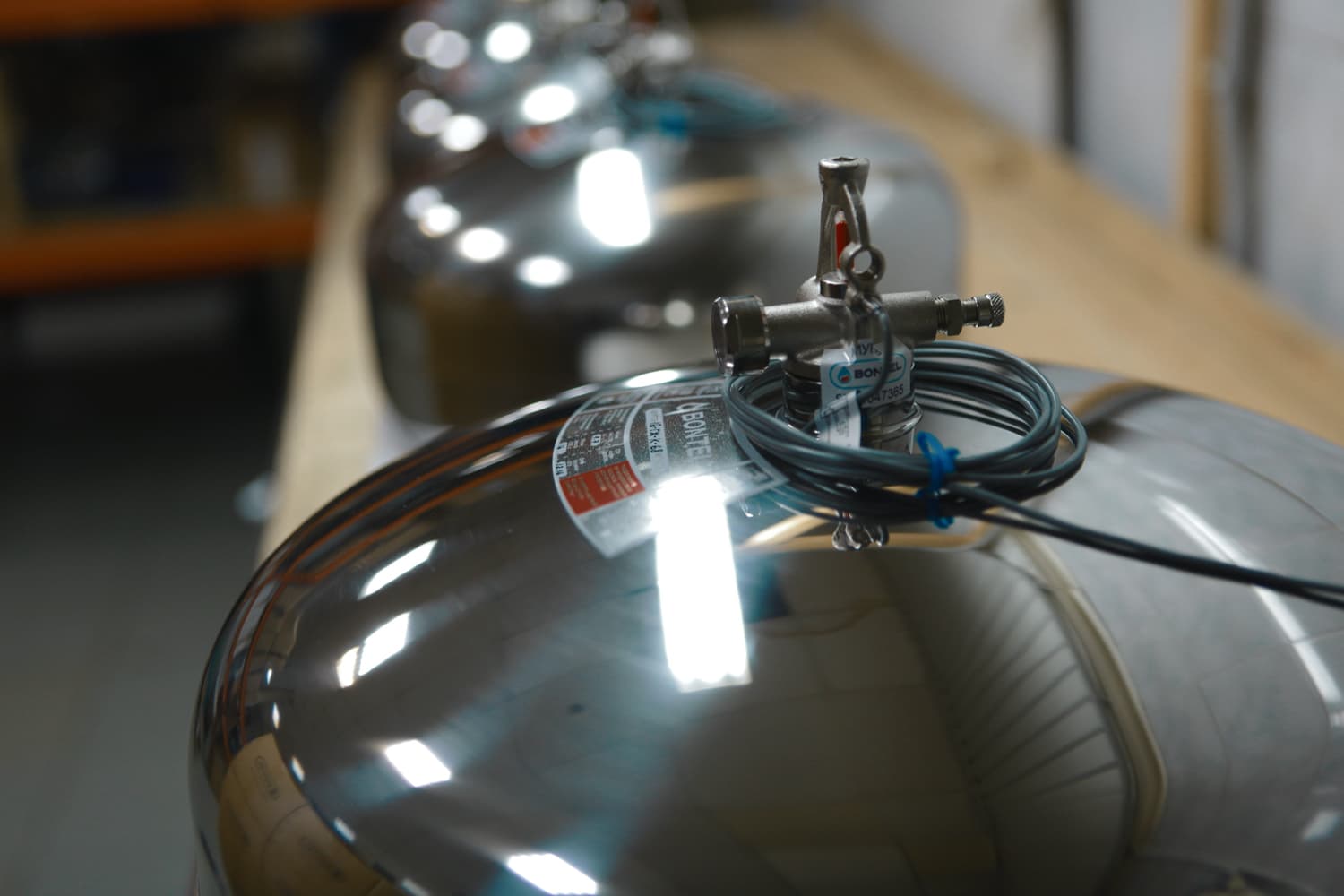 Choosing a suspended modular fire extinguisher
